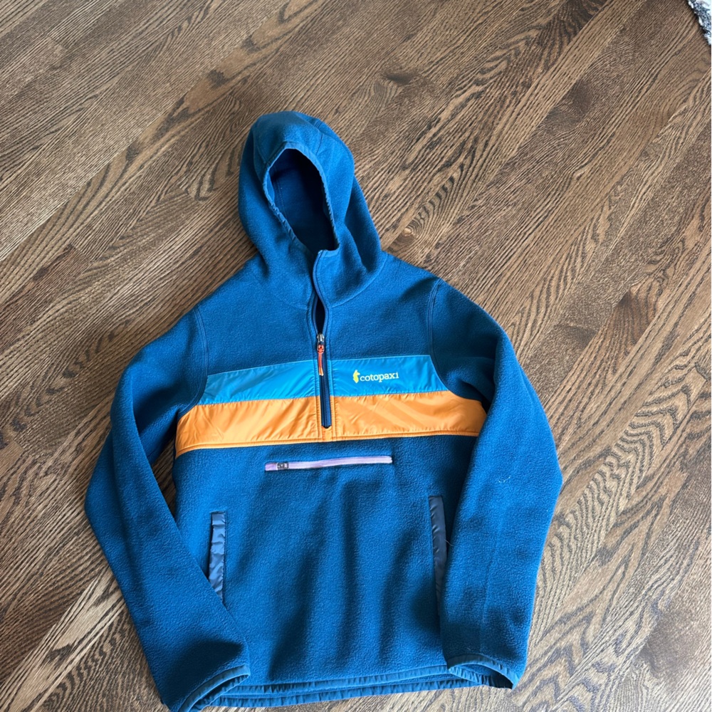 Cotopaxi hooded fleece jacket